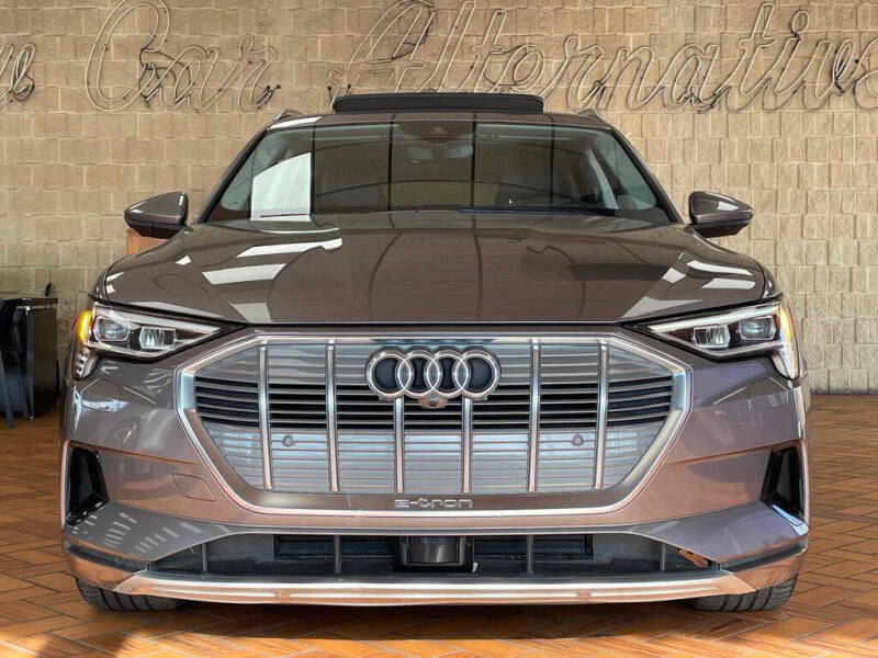 2019 Audi e-tron quattro Prestige