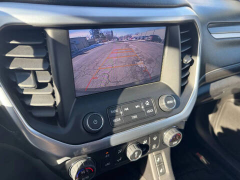 2017 GMC Acadia SLT-1