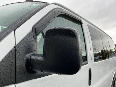 2017 GMC Savana 3500