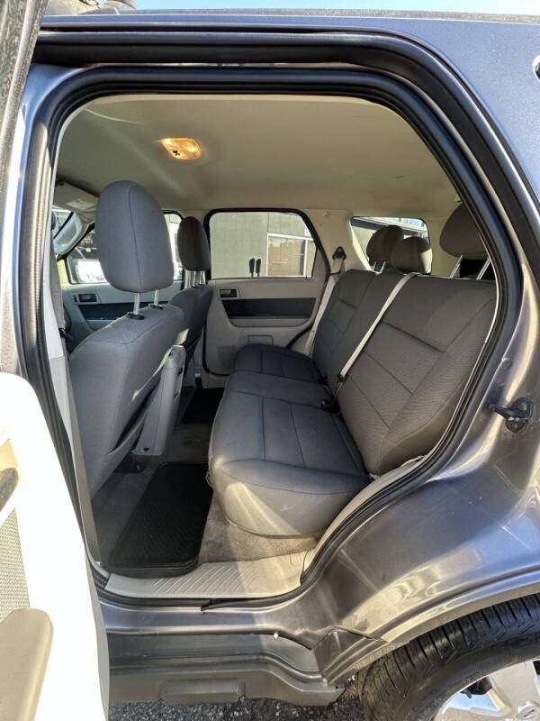 2009 Ford Escape XLT