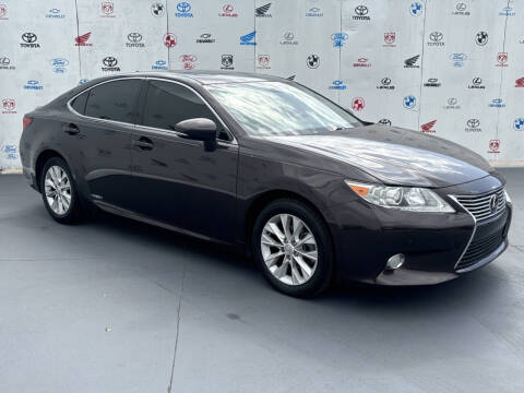 2013 Lexus ES 300h
