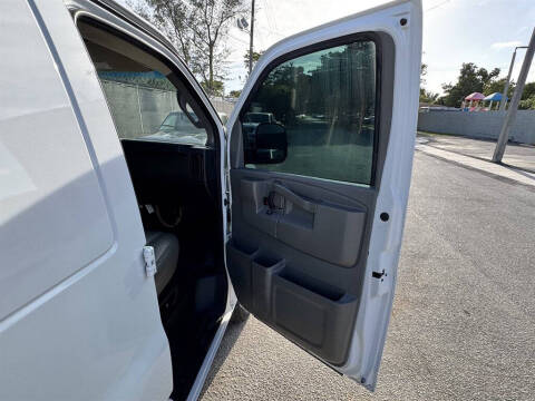 2021 Chevrolet Express 2500