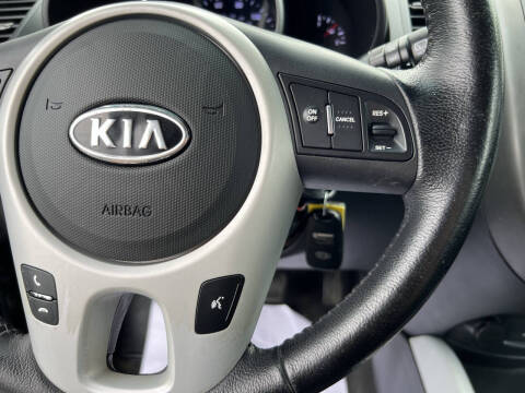2012 Kia Soul +