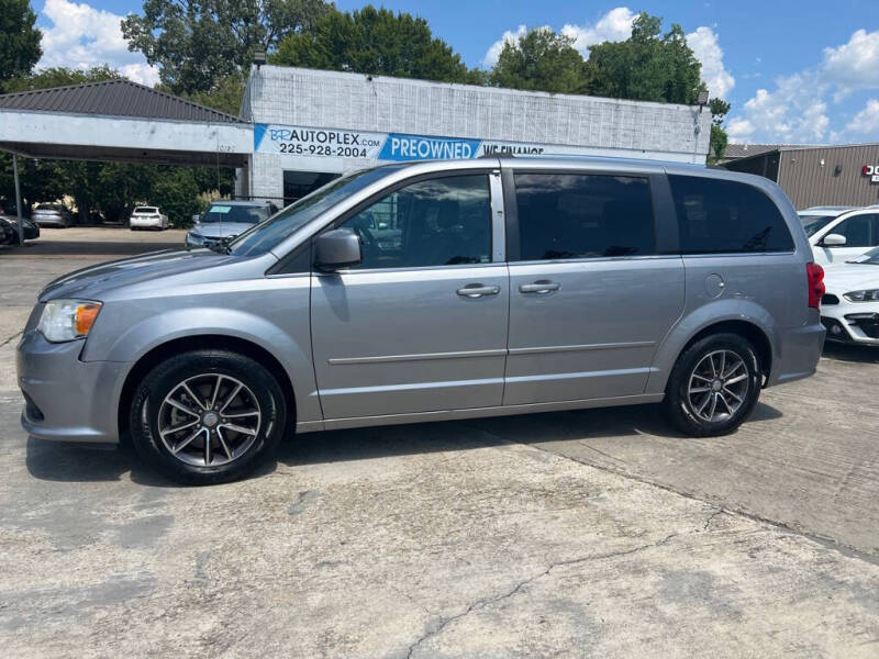 2016 Dodge Grand Caravan SXT Plus