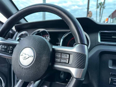 2014 Ford Mustang V6 Premium