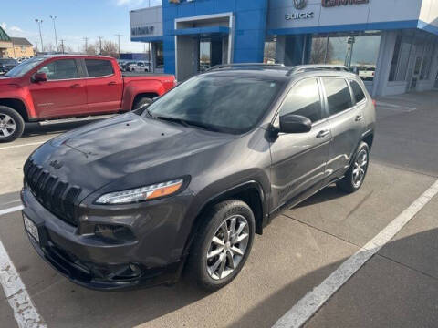 2018 Jeep Cherokee for sale at Midway Auto Outlet in Kearney NE