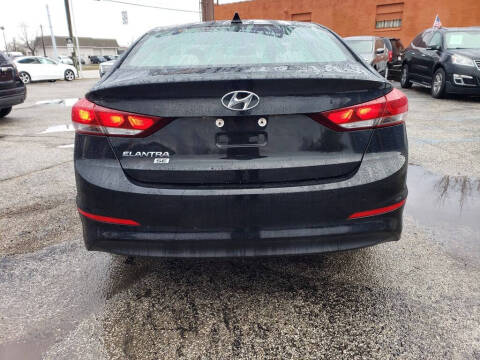 2017 Hyundai Elantra