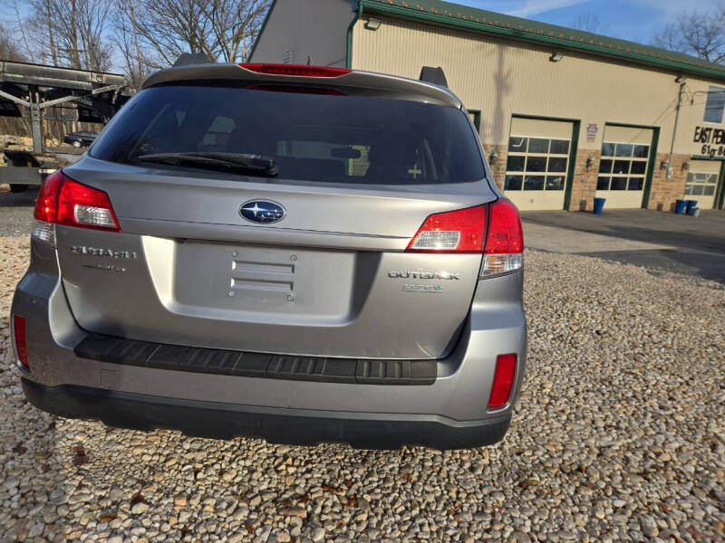2011 Subaru Outback 2.5i Limited