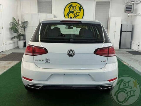 2018 Volkswagen Golf TSI S