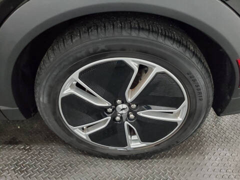 2021 Ford Mustang Mach-E Select