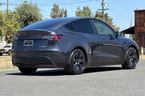2024 Tesla Model Y Long Range