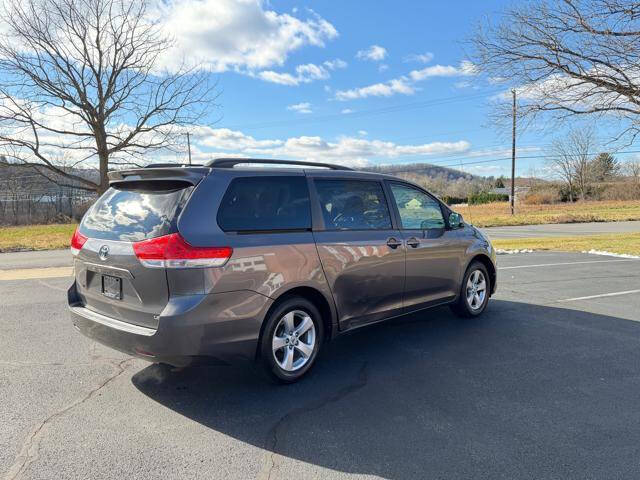 2011 Toyota Sienna
