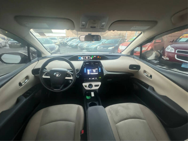 2016 Toyota Prius Two