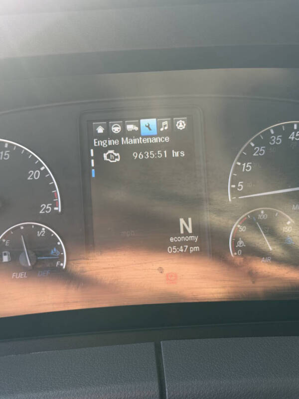 2022 Freightliner Cascadia
