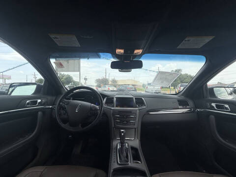 2013 Lincoln MKS