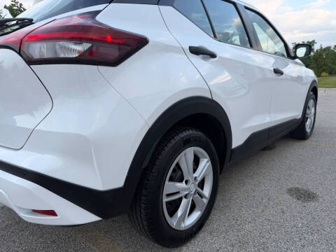 2023 Nissan Kicks S