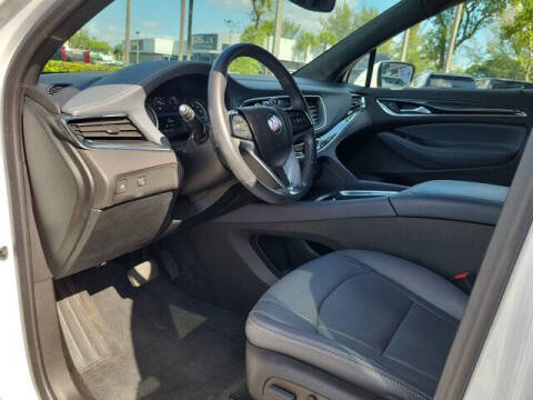 2024 Buick Enclave Essence