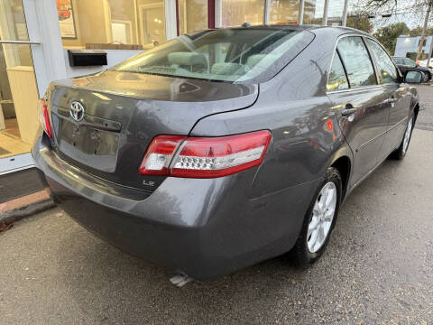 2011 Toyota Camry LE