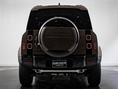 2026 Land Rover Defender 110 P300 S