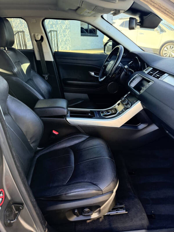 2017 Land Rover Range Rover Evoque SE