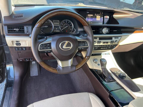 2016 Lexus ES 350