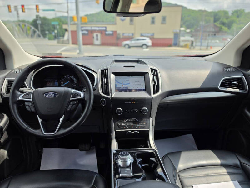 2020 Ford Edge