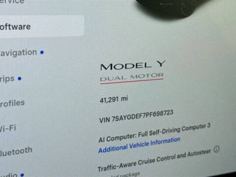 2023 Tesla Model Y Performance