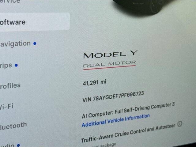 2023 Tesla Model Y Performance