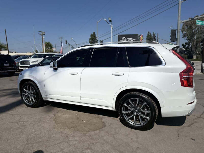 2019 Volvo XC90 T6 Momentum