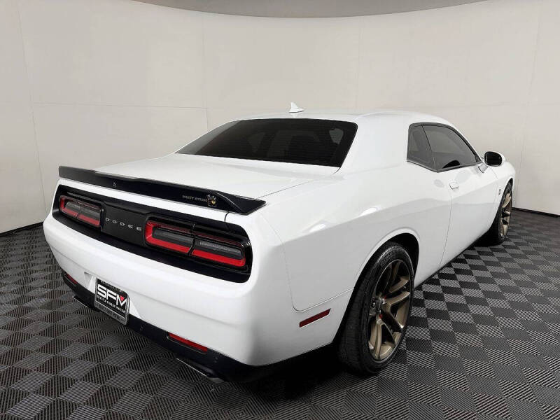 2022 Dodge Challenger