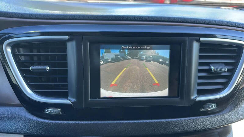 2021 Chrysler Voyager LXi