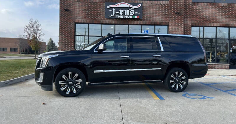 2020 Cadillac Escalade ESV Platinum's photo