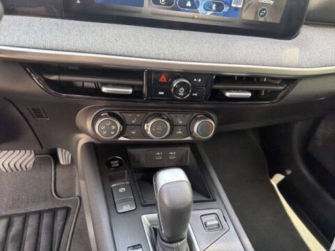 2025 Nissan Kicks SV