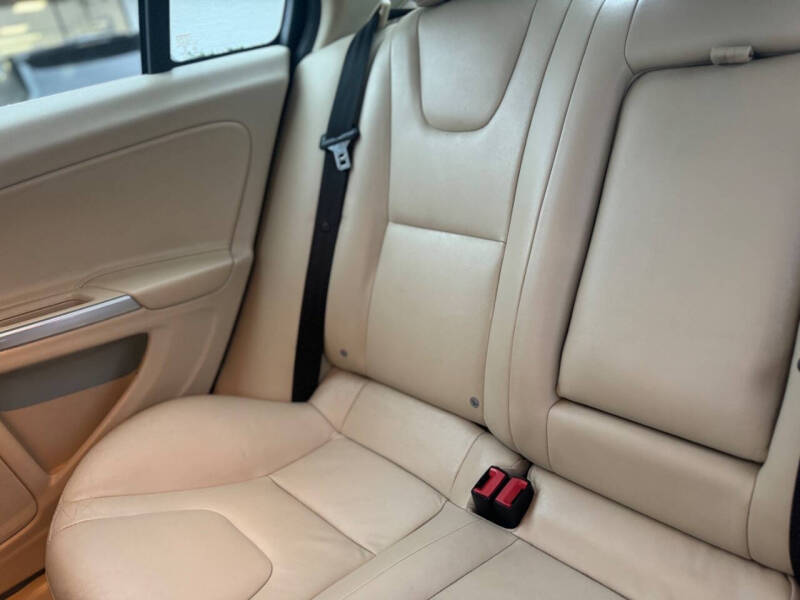 2015 Volvo S60 T5 Drive-E Premier