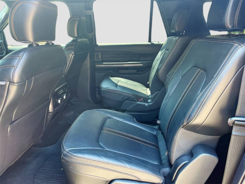 2022 Ford Expedition MAX Platinum