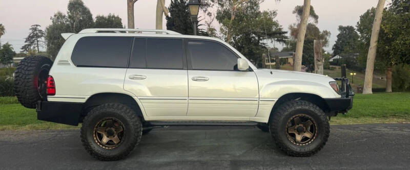 2004 Lexus LX 470