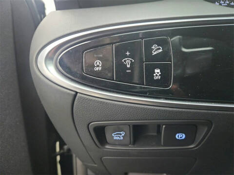 2022 Genesis GV70 2.5T Standard