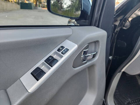 2017 Nissan Frontier SV