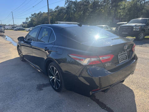 2019 Toyota Camry SE