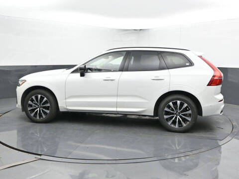 2025 Volvo XC60 B5 Plus Dark Theme