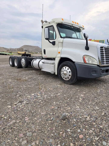 2013 Freightliner 225