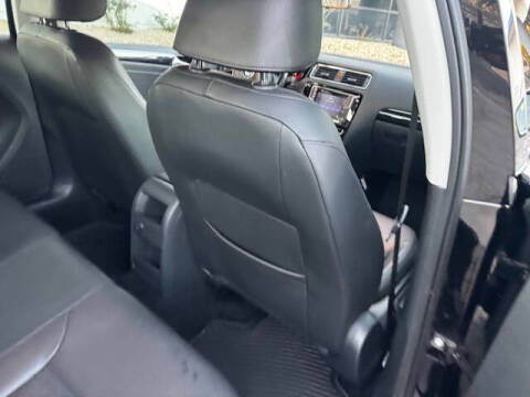 2017 Volkswagen Jetta 1.8T SEL