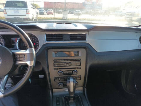 2014 Ford Mustang V6 Premium