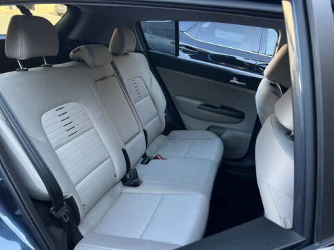 2022 Kia Sportage LX