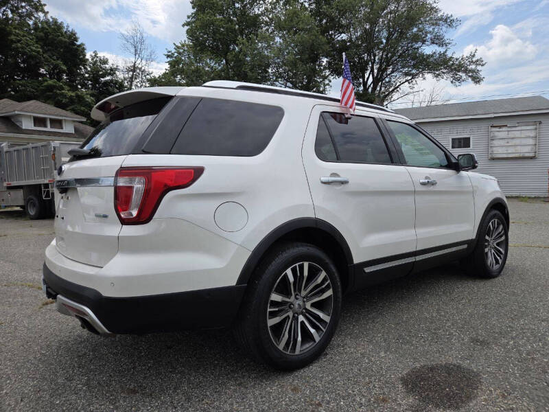 2017 Ford Explorer Platinum