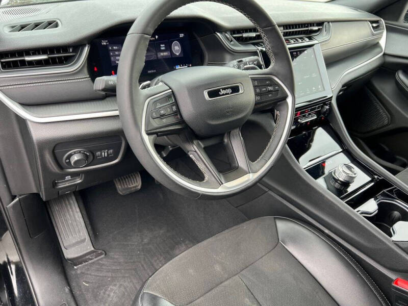 2023 Jeep Grand Cherokee Altitude