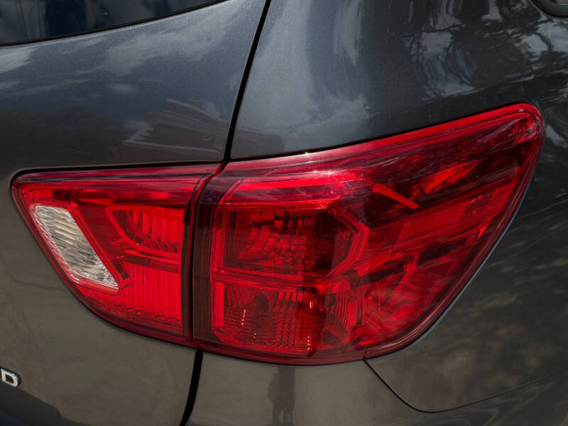 2018 Nissan Pathfinder S