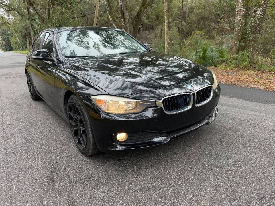 2015 BMW 3 Series 320i's photo