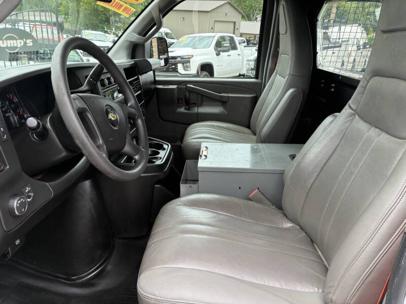 2017 Chevrolet Express 2500