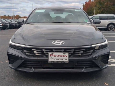 2025 Hyundai Elantra Hybrid Limited